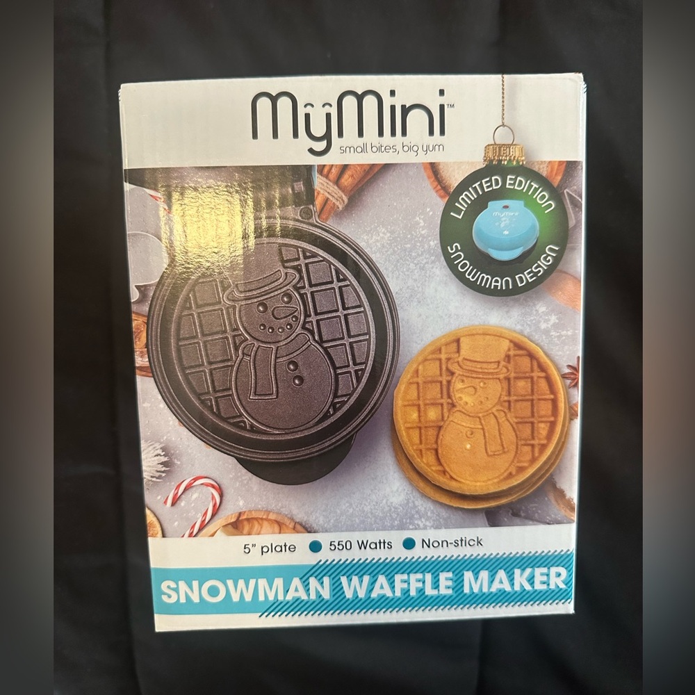 My Mini Limited Edition Baby Blue Snowman Waffle Maker NEW IN BOX